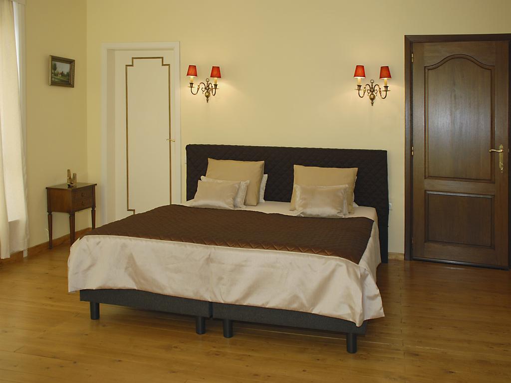 B&B Golden Corner 24 Мехелен Экстерьер фото